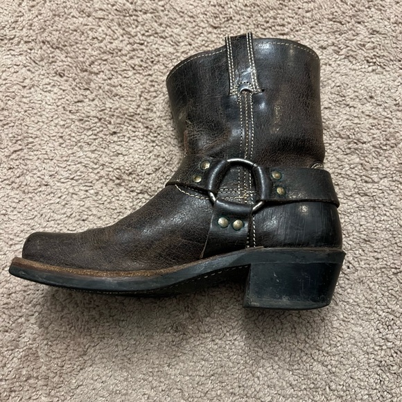 COPY - Women’s Frye Harness Boot - Picture 3 of 4